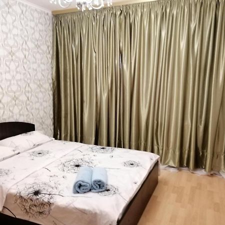 Патриарха Скрипника 7,ЖД вокзал, Ультрамарин Apartment Киев Екстериор снимка
