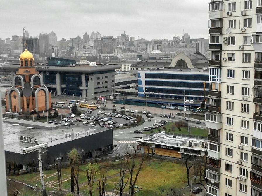 Патриарха Скрипника 7,ЖД вокзал, Ультрамарин Apartment Киев Екстериор снимка